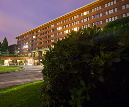 Hunter's Grill - Disney's Sequoia Lodge