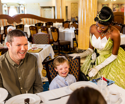 Royal Court Royal Tea