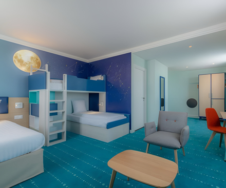 6-Person Family Suite