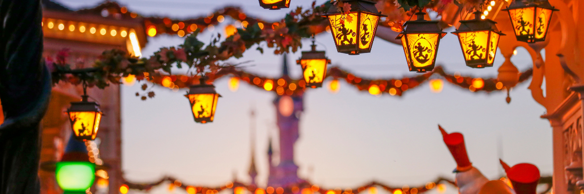 MagicBreaks A Very Magical Christmas carousel banner