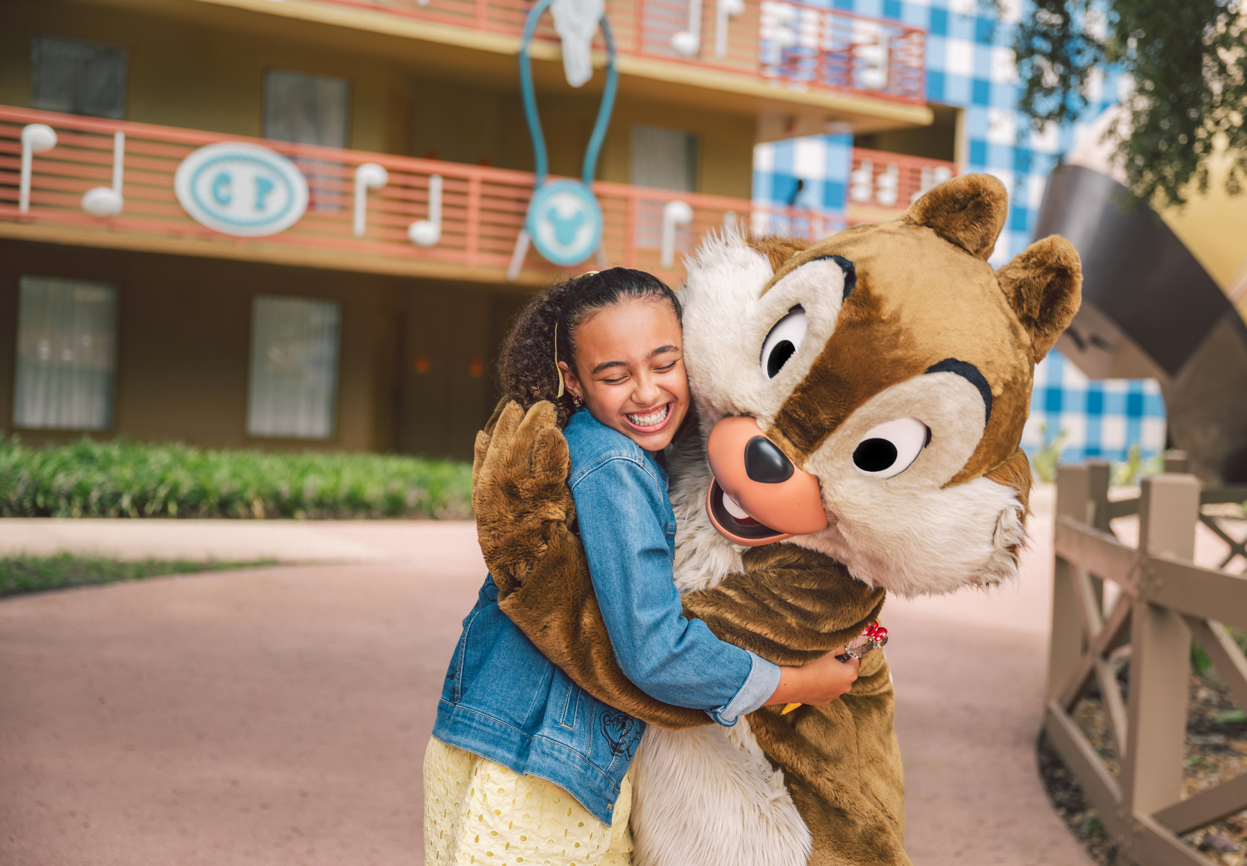 MagicBreaks Up to 25% Off 14-Day Tickets & Disney Hotels! carousel banner