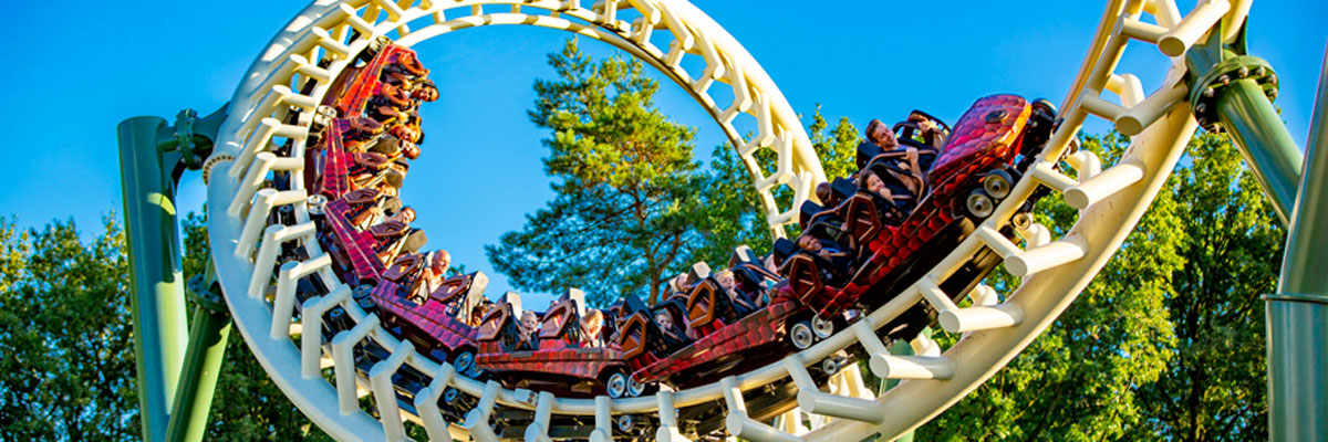 MagicBreaks theme park carousel banner