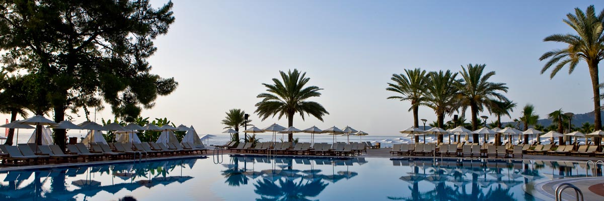 MagicBreaks Palmiye carousel banner