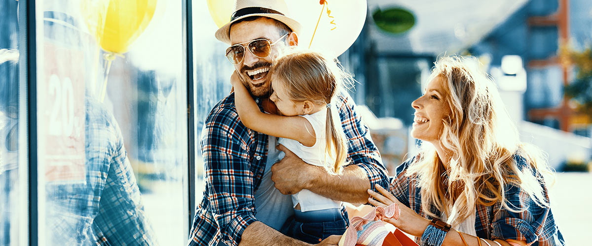 MagicBreaks Family shopping carousel banner