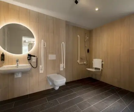 3-Bedroom Wheelchair Friendly VIP Cottage