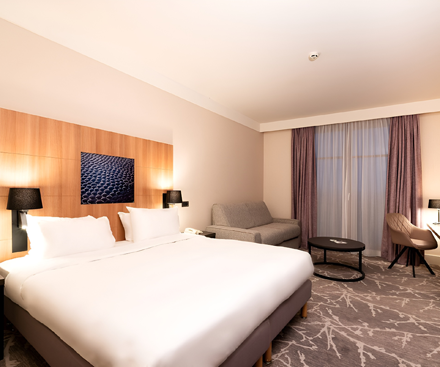 Golf View Premium Family Room