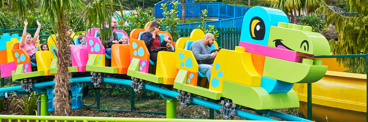 MagicBreaks LEGOLAND® Windsor Resort carousel banner