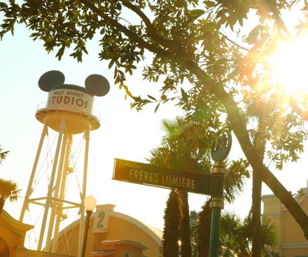 Moteurs...Action! Stunt Show Spectacular