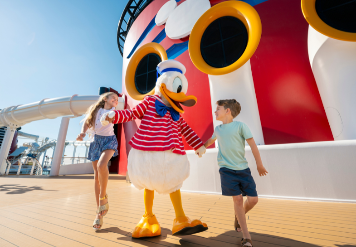 MagicBreaks Save up to £120 on your next magical adventure with code MEGA carousel banner