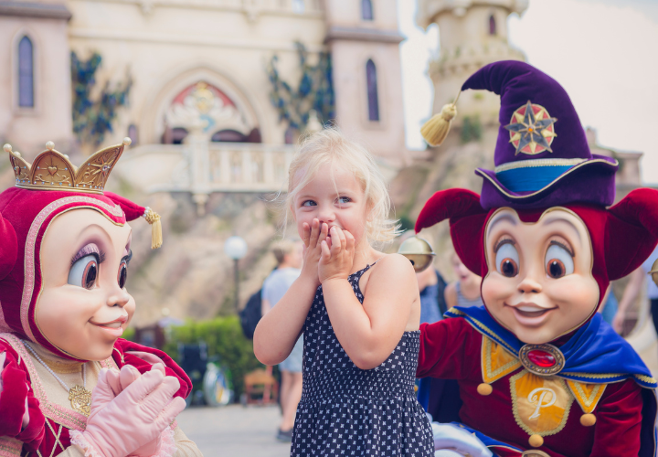 MagicBreaks Share the Love this February carousel banner