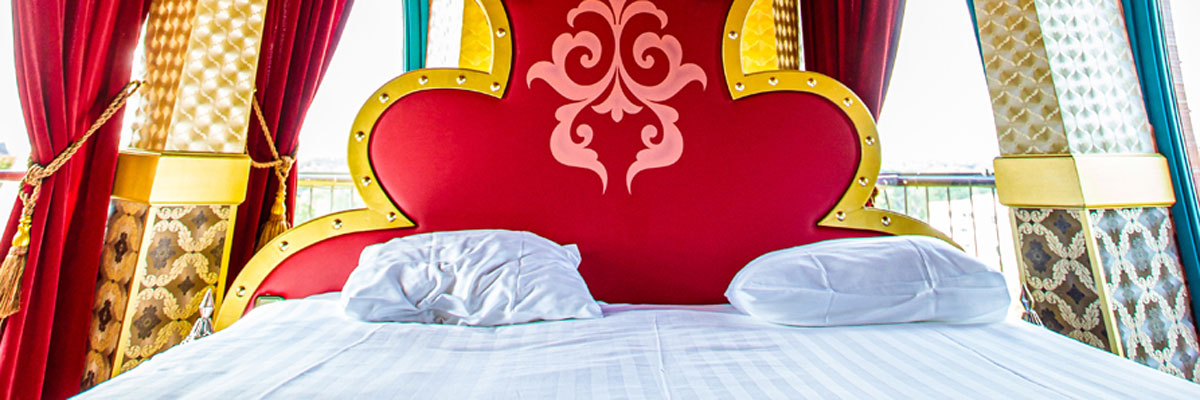 MagicBreaks themed suites carousel banner