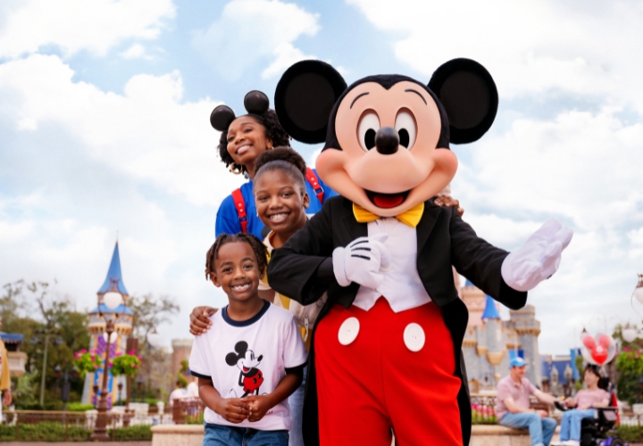MagicBreaks Up to 25% Off 14-Day Tickets & Disney Hotels! carousel banner