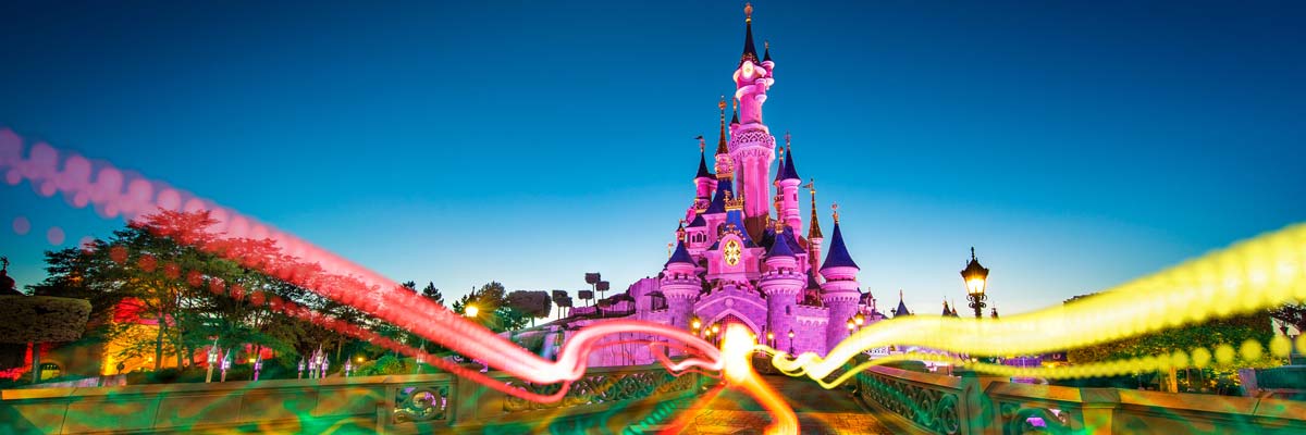 MagicBreaks disneyland park carousel banner