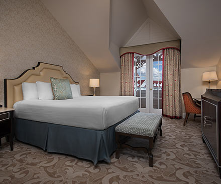 Outer - 2 Bedroom Suite - Club Level