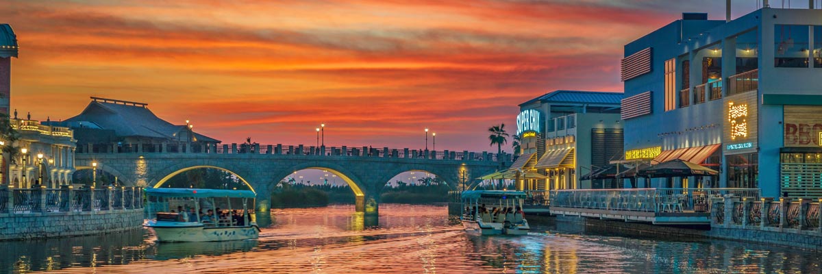 MagicBreaks Riverland carousel banner