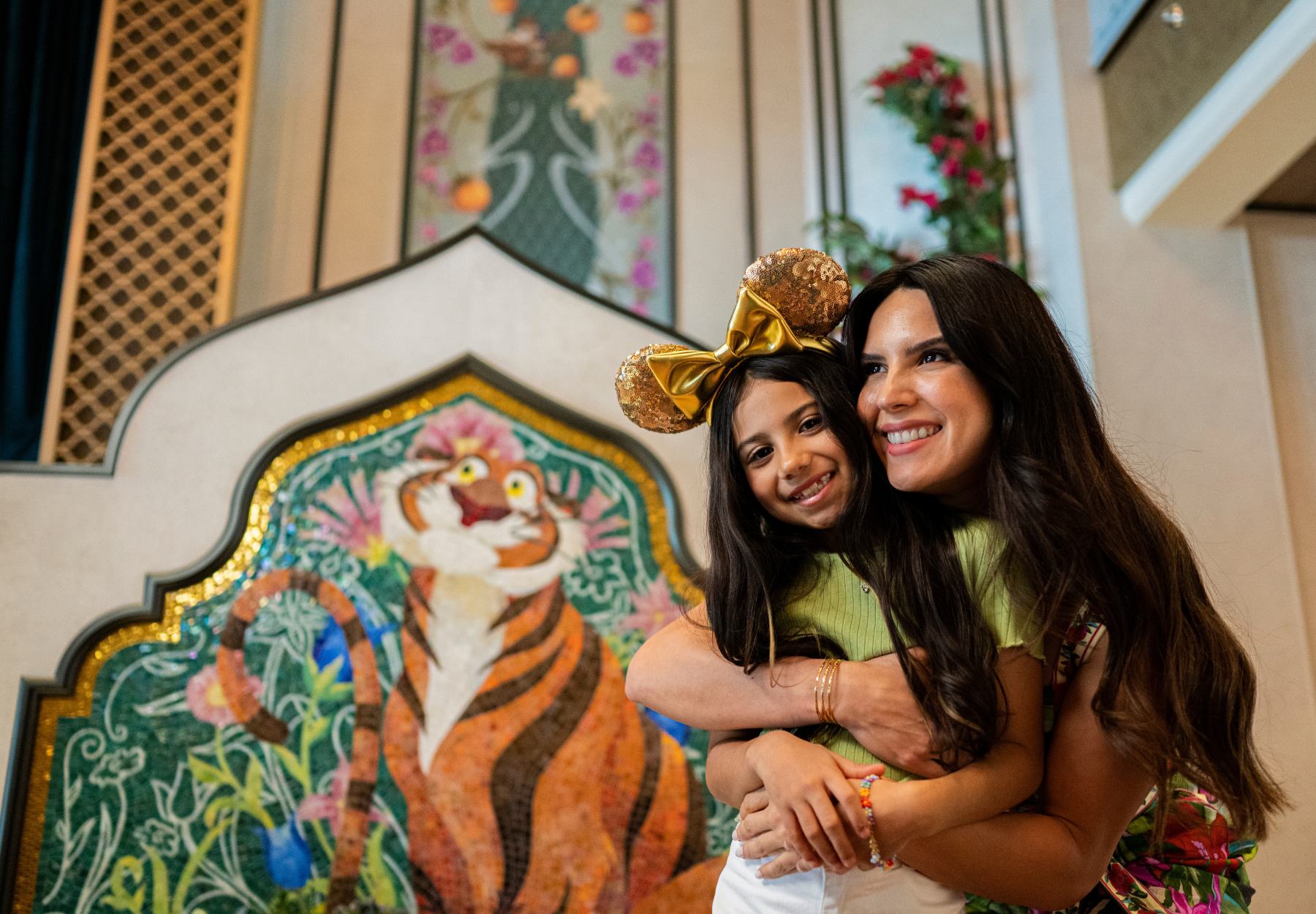 MagicBreaks Receive a Free Reveal Kit! carousel banner