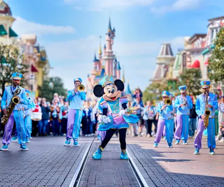 Minnie's Marching Band