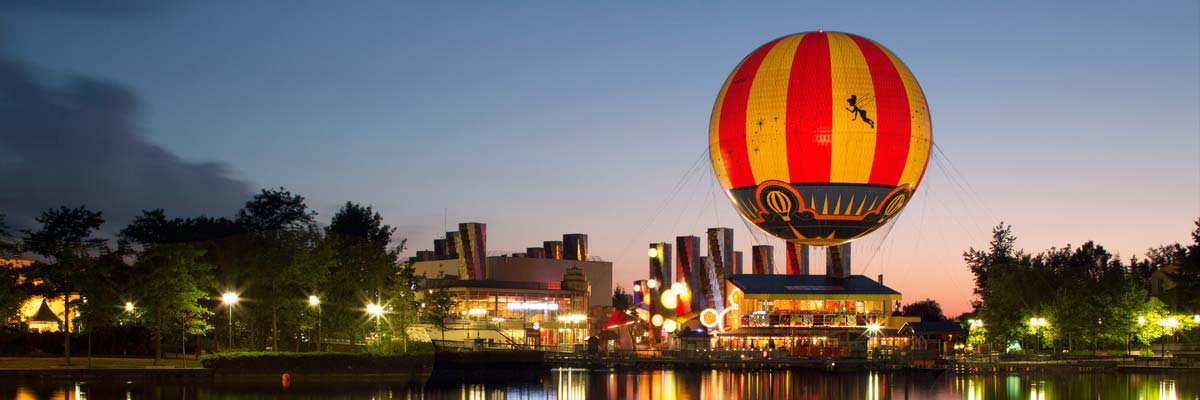 MagicBreaks disney village carousel banner