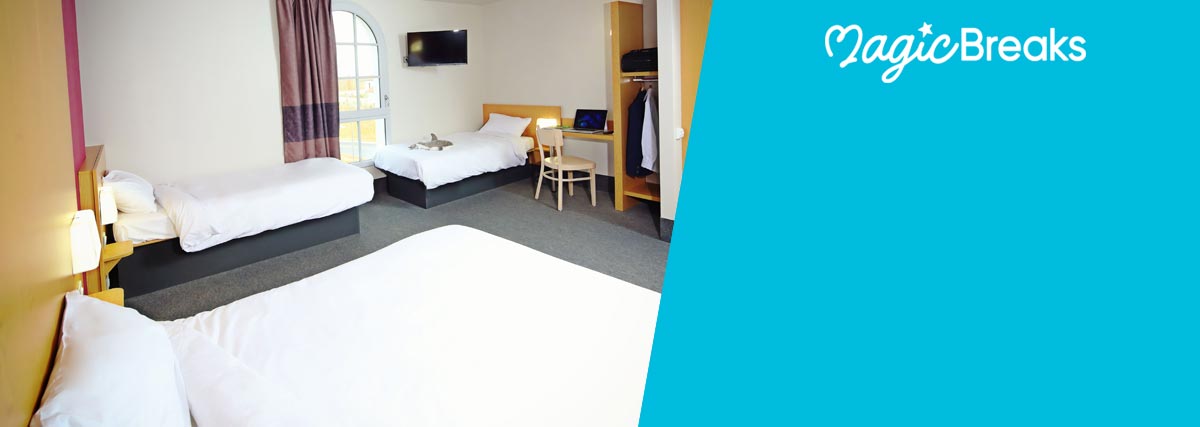 MagicBreaks Family Rooms available special offer carousel banner