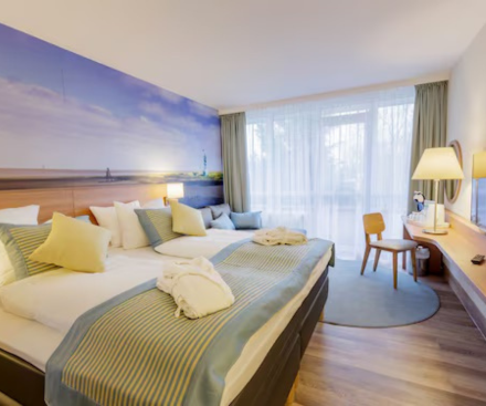 1-Bedroom Hotel Room