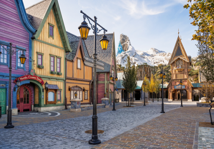 MagicBreaks Discover the World of Frozen from £129pppn* This Summer! carousel banner