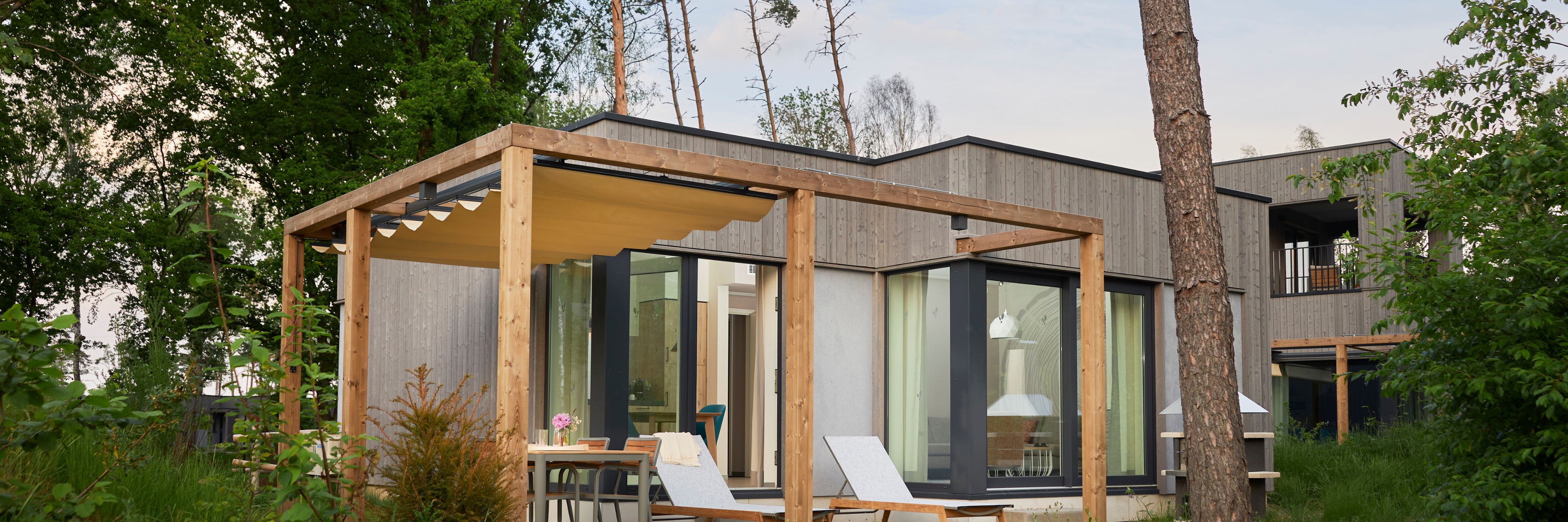 MagicBreaks park closures carousel banner